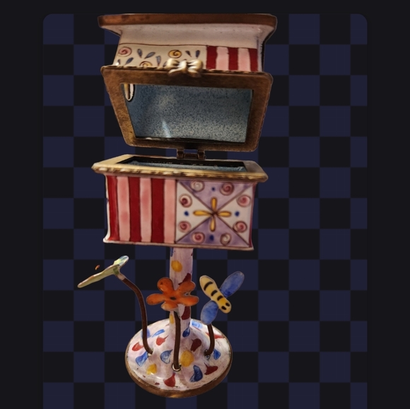 1999 KELVIN CHEN Enamel Hand Painted Hinged Bird House Trinket Box #548 - Picture 5 of 8